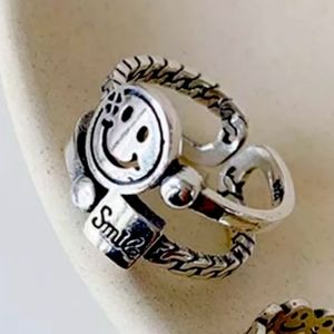 Smile Finger Ring